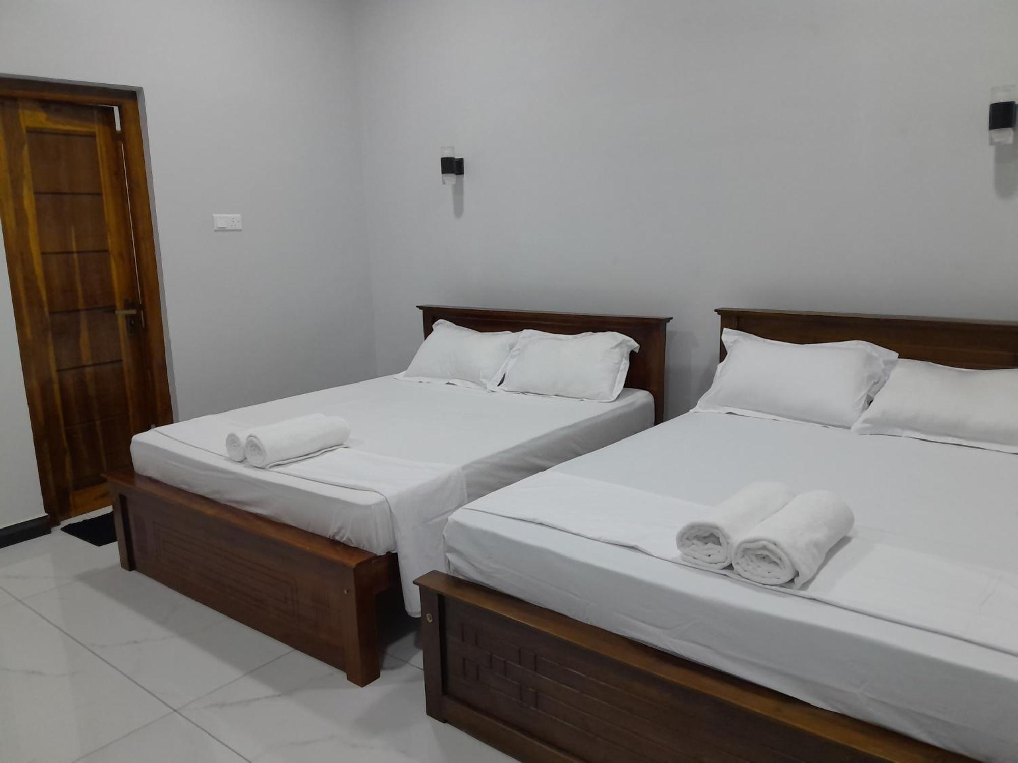 Alps Villa Jaffna Exterior photo